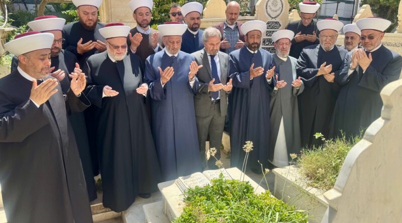 ذكرى لا تغيب: الشيخ حسن خالد ومسيرة الوطن